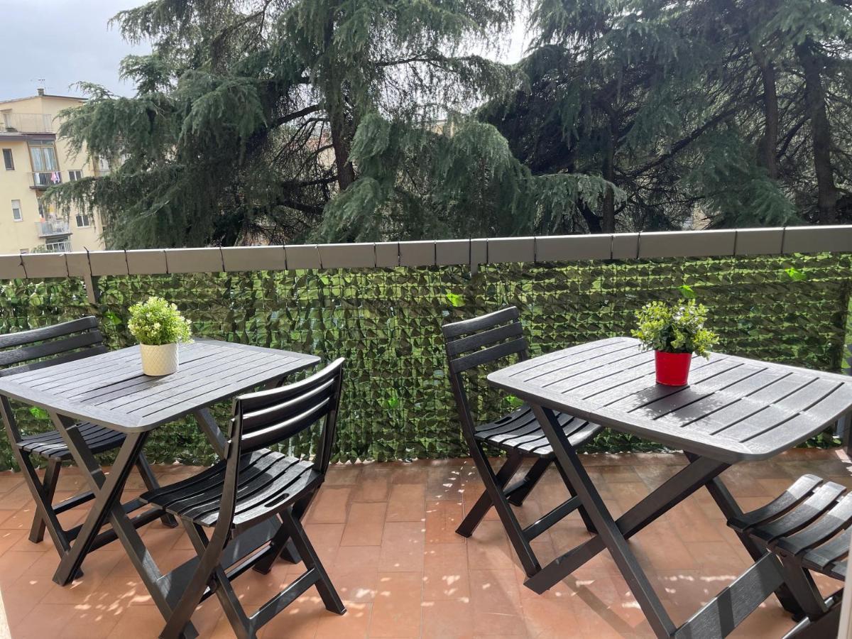 Romeo'S Apartment A Firenze Zewnętrze zdjęcie